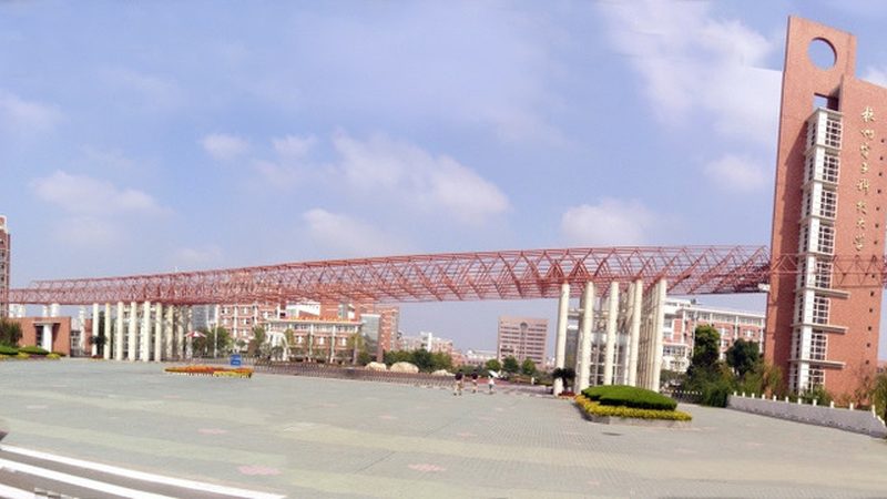 电容补偿柜容量过大：影响及应对策略